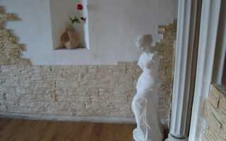 Влагостойкая штукатурка для влажных помещений и ванных комнат под покраску и под плитку — фото