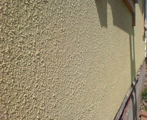 shtukaturka_cokolya_doma_04