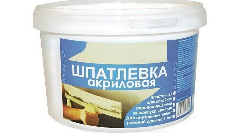 Акриловая шпаклевка очень легко наносится на стены и в связи с этим применяется наиболее часто