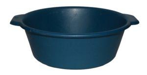 Берут чистую и сухую ёмкость