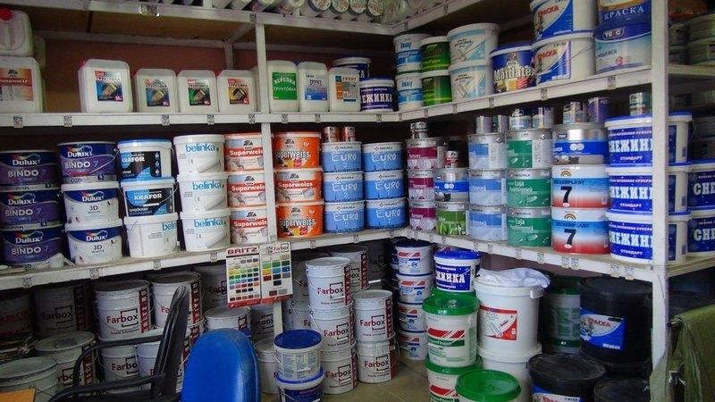 Чтобы приобрести шпаклевку, необходимо обратиться в специализированные строительные магазины