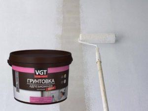 Все основание обрабатывается грунтовкой