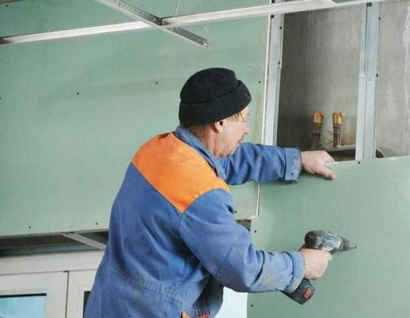 Перегородку в ванной комнате следует возводить только из влагостойкого гипсокартонf
